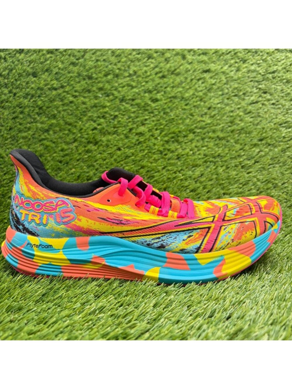 Asics Noosa Tri 15 Womens Size 10.5 Yellow Pink Blue Running Shoes Sneakers
